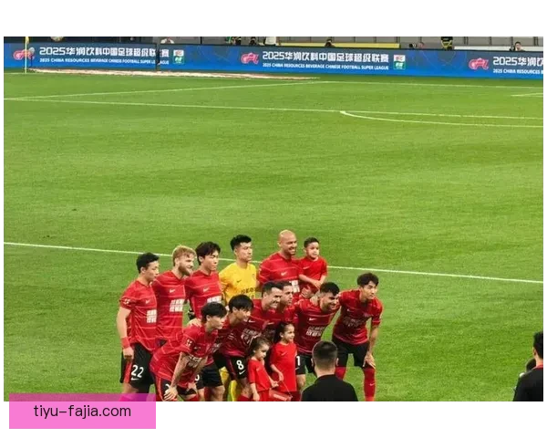 中超上座榜京沪大战居首凤凰山亮 中超上座榜京沪大战居首凤凰山亮